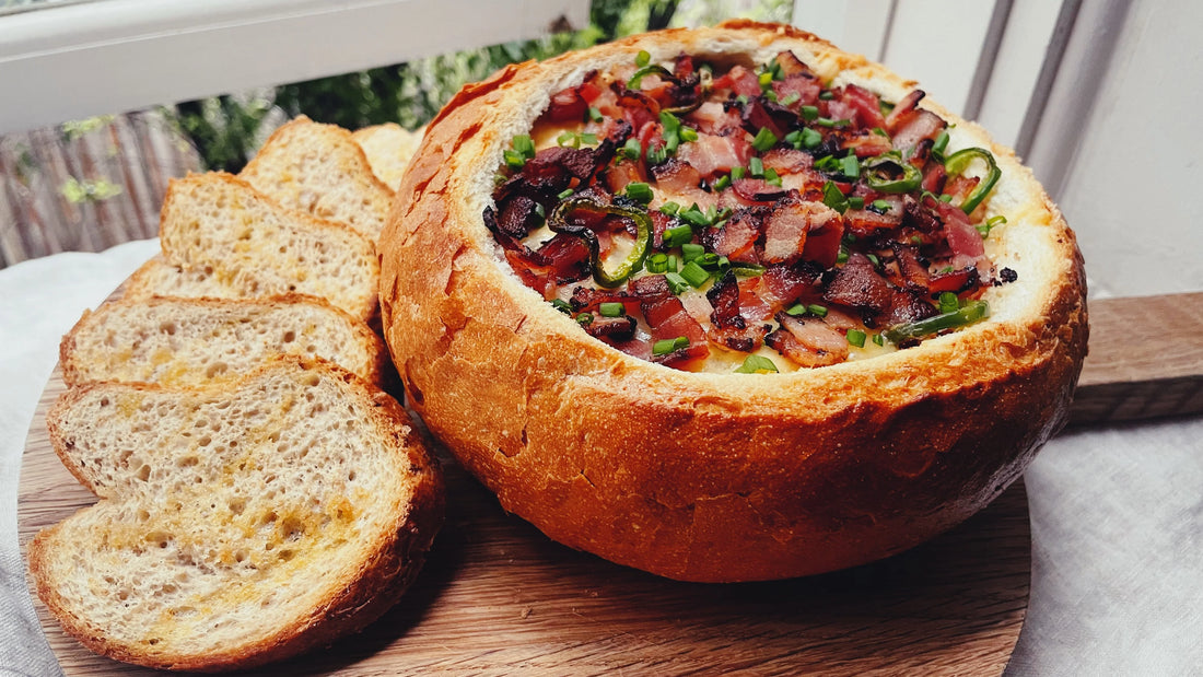 Bacon and Jalapeño Cheesy Cob Loaf