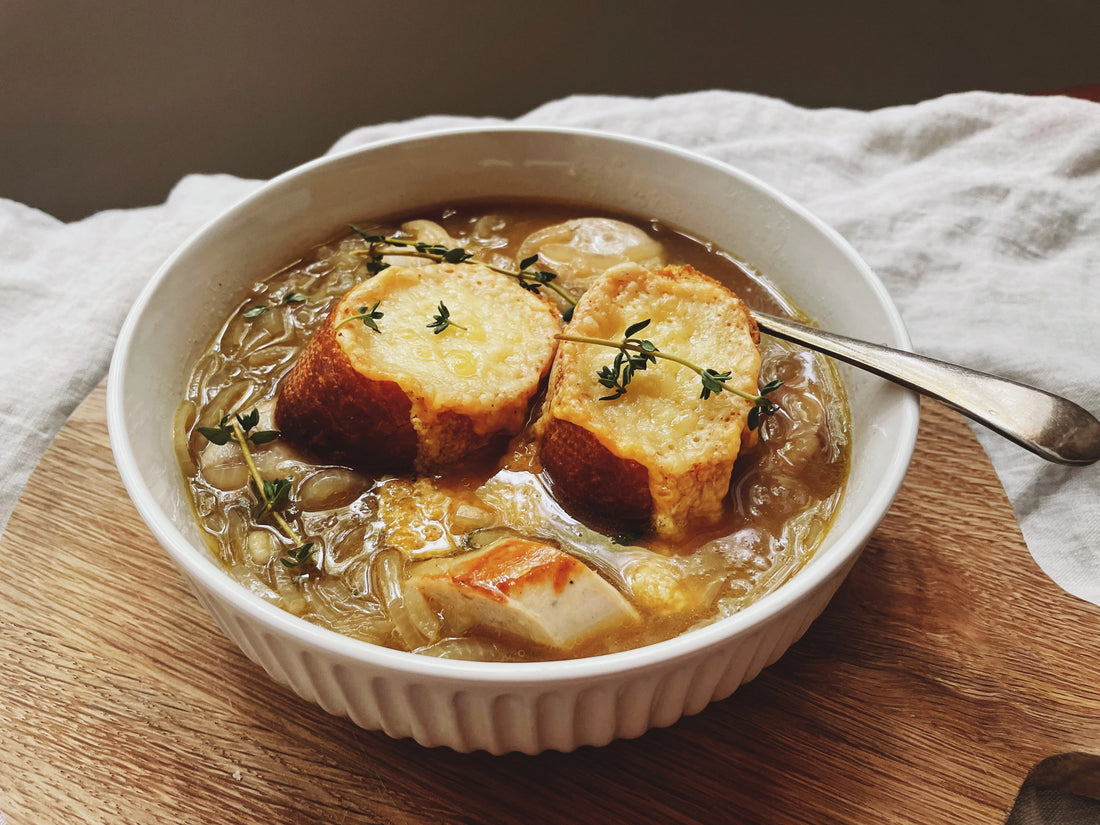 French Onion Soup with German Bratwurst