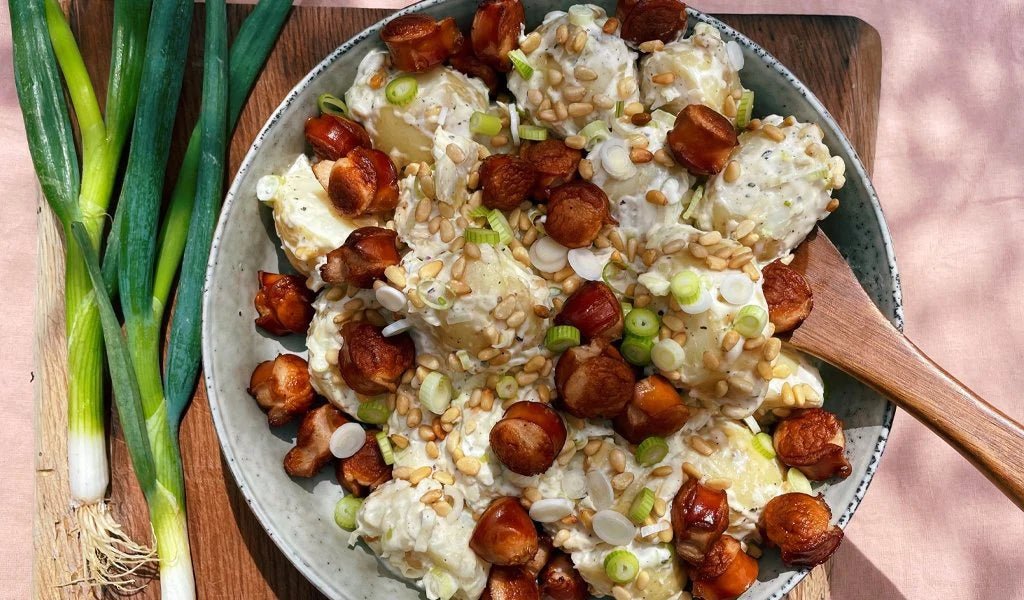 Creamy Potato Salad with Crunchy Franks